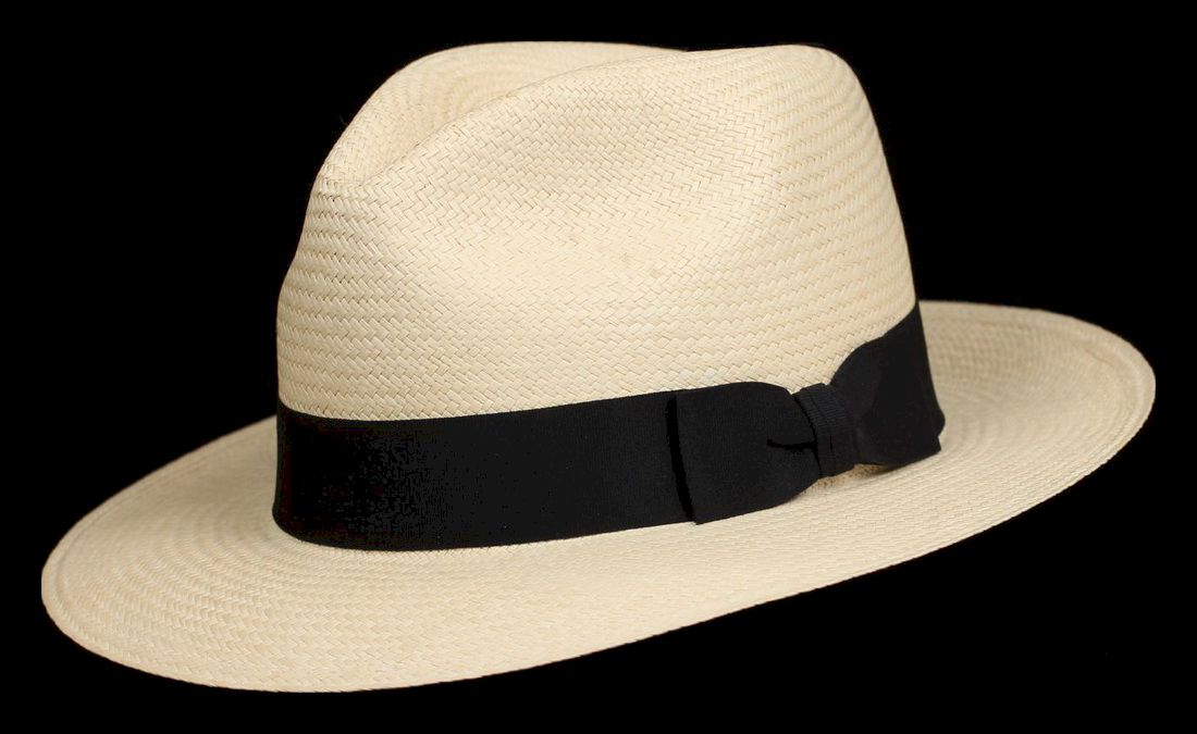 Cuenca Grade 4 Classic Fedora Panama Hat