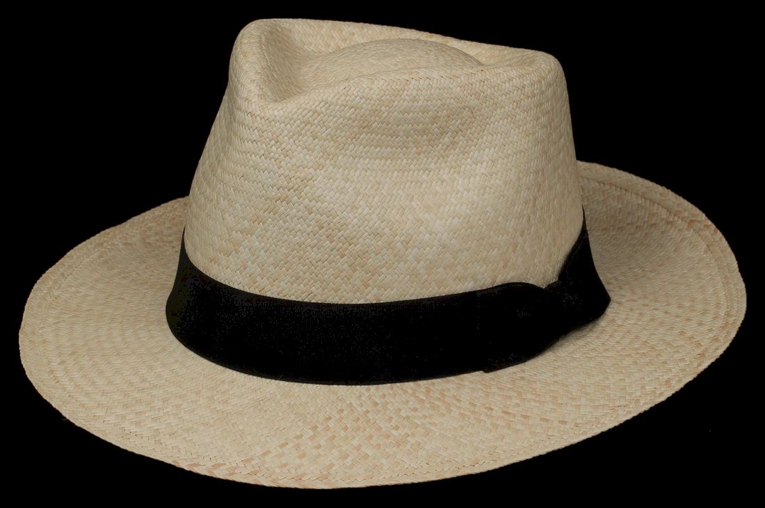 Montecristi Sub Fino Plantation Panama Hat