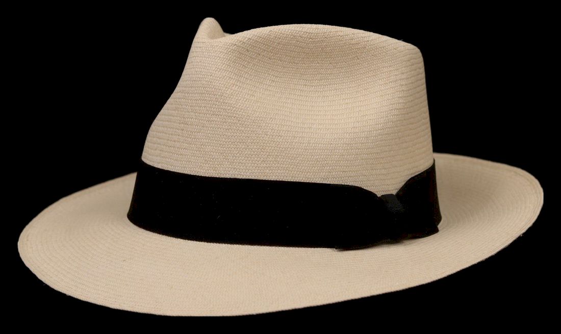 montecristi panama hats