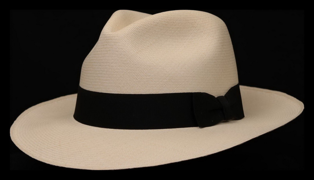 Montecristi Fino Fino Classic Fedora Panama Hat