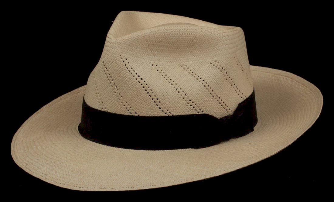 montecristi panama hats